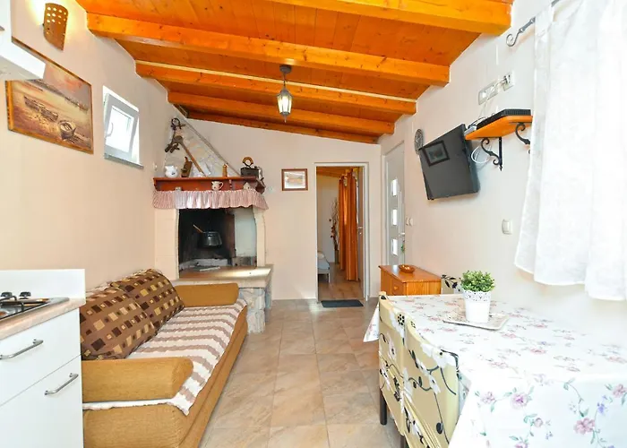 Sandro 2210 * Fažana