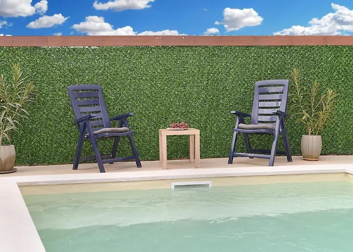 Sandro 2210 Apartman