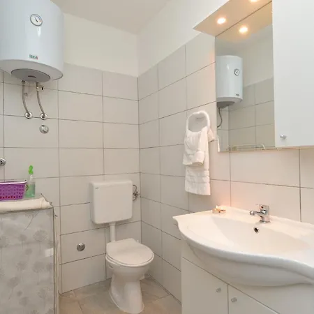 Sandro 2210 Apartmán
