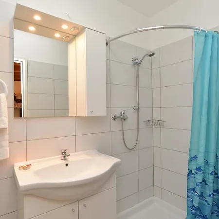 Apartmán Sandro 2210 *