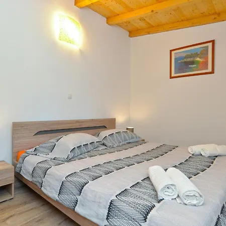 Sandro 2210 Apartmán Fažana