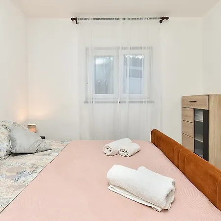 Sandro 2210 Apartmán Fažana