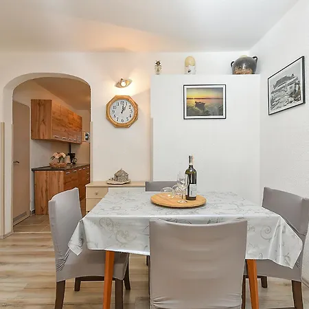 Sandro 2210 * Fažana